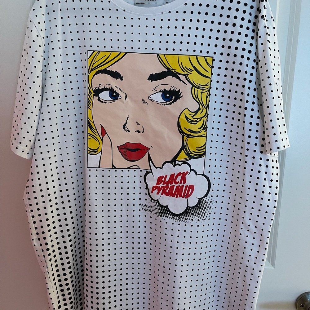 Black Pyramid Graphic cartoon print oversized tee